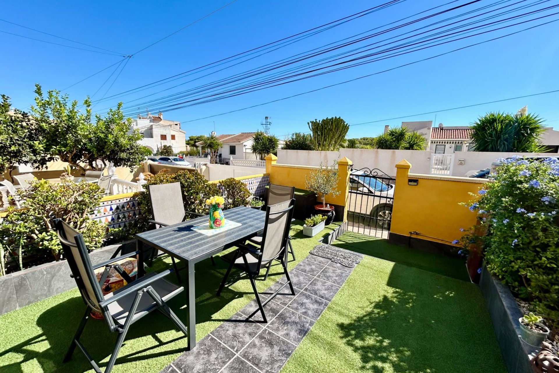 Resale - Town House -
Torrevieja - Costa Blanca
