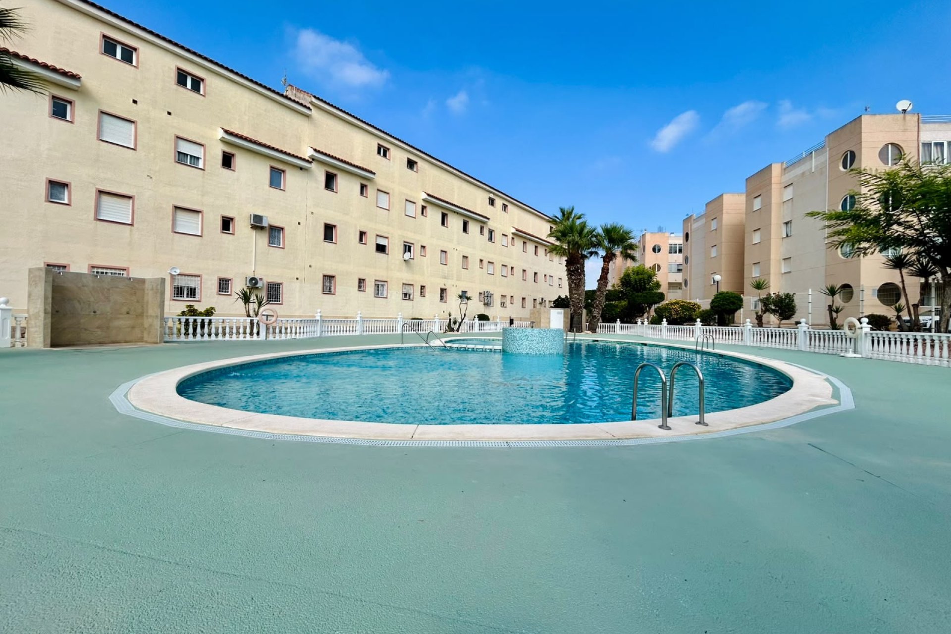 Resale - Town House -
Torrevieja - Costa Blanca