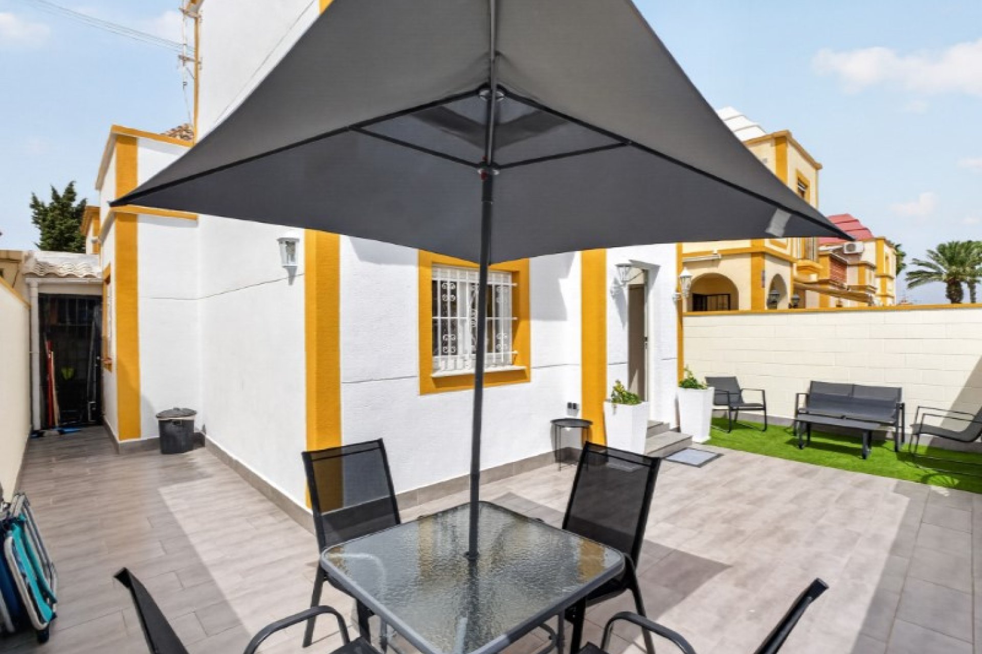 Resale - Town House -
Torrevieja - Costa Blanca