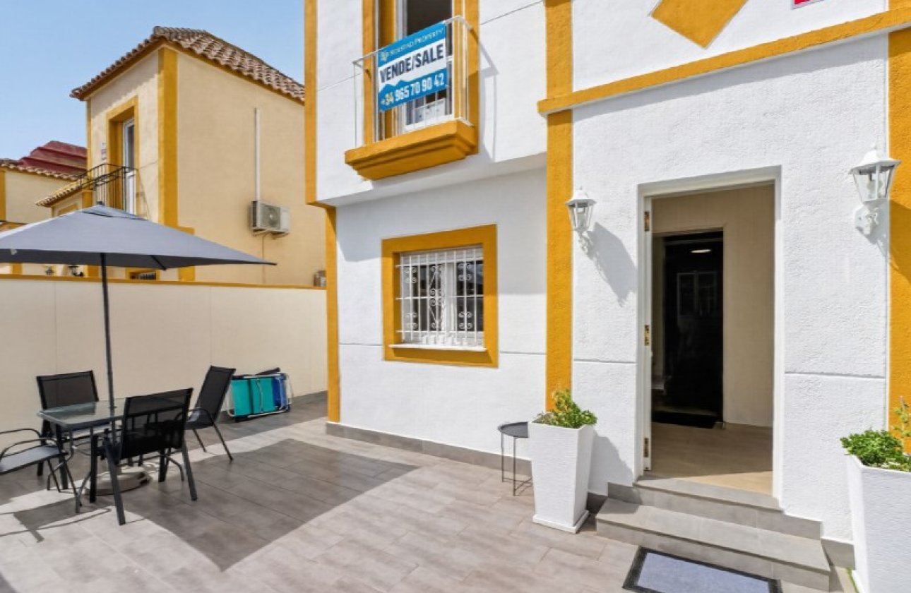 Resale - Town House -
Torrevieja - Costa Blanca