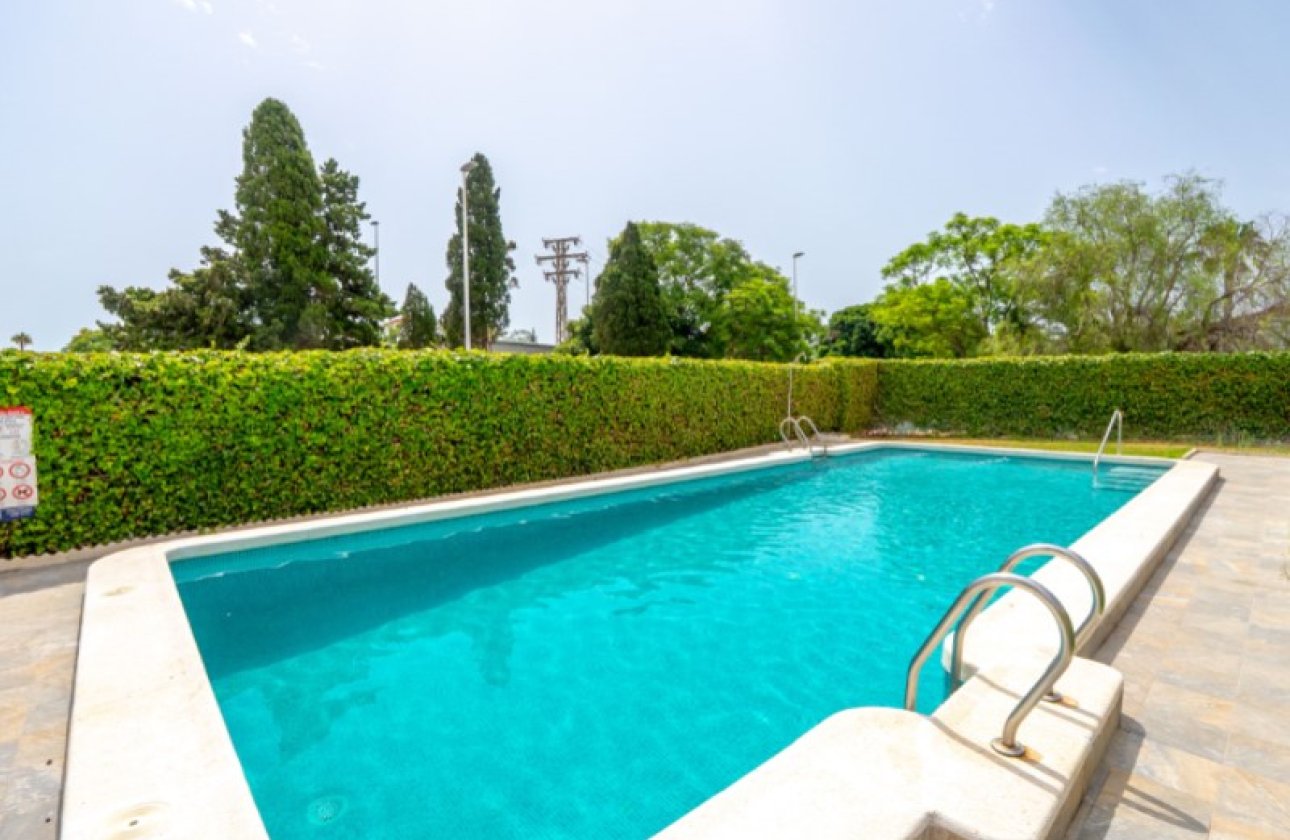 Resale - Town House -
Torrevieja - Costa Blanca