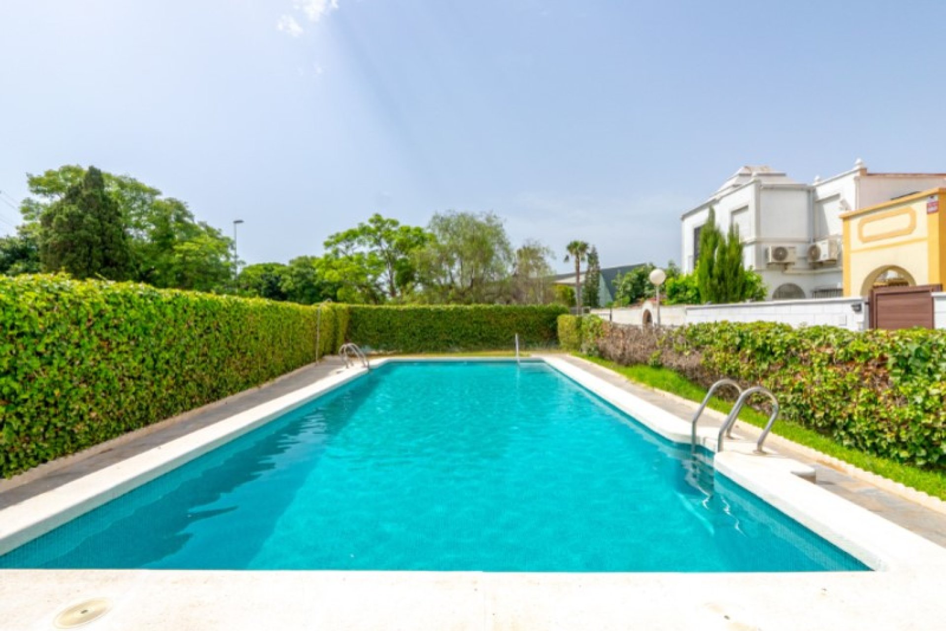 Resale - Town House -
Torrevieja - Costa Blanca