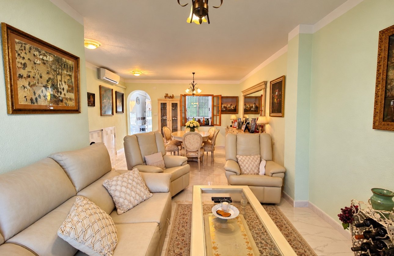 Resale - Town House -
Torrevieja - Costa Blanca