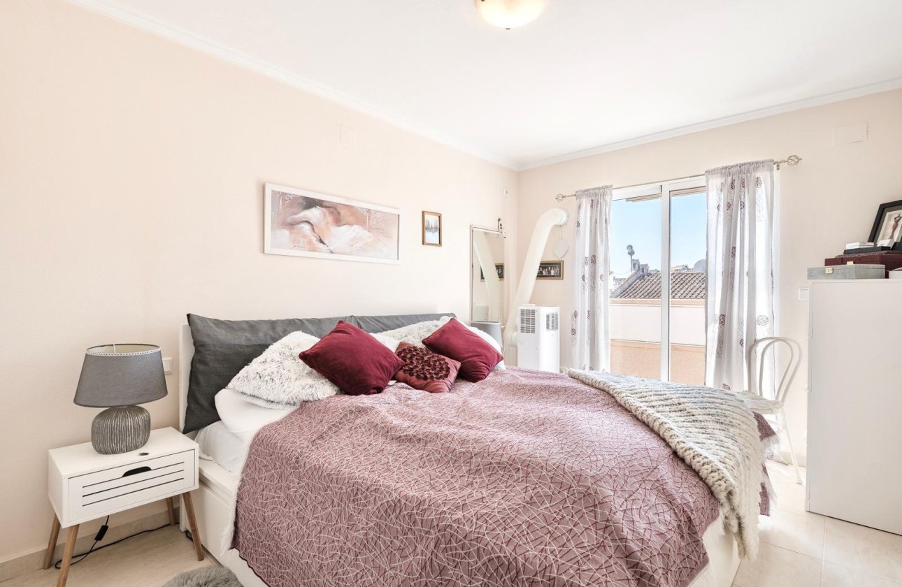 Resale - Town House -
Torrevieja - Costa Blanca