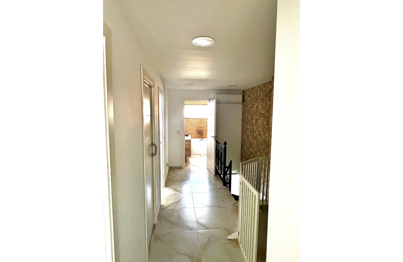 Resale - Town House -
Torrevieja - Costa Blanca
