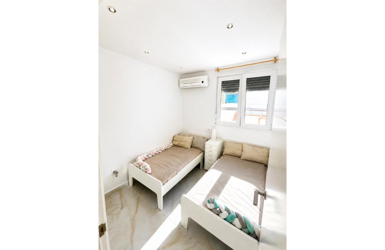 Resale - Town House -
Torrevieja - Costa Blanca