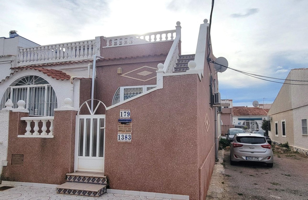 Resale - Town House -
Torrevieja - El Chaparral