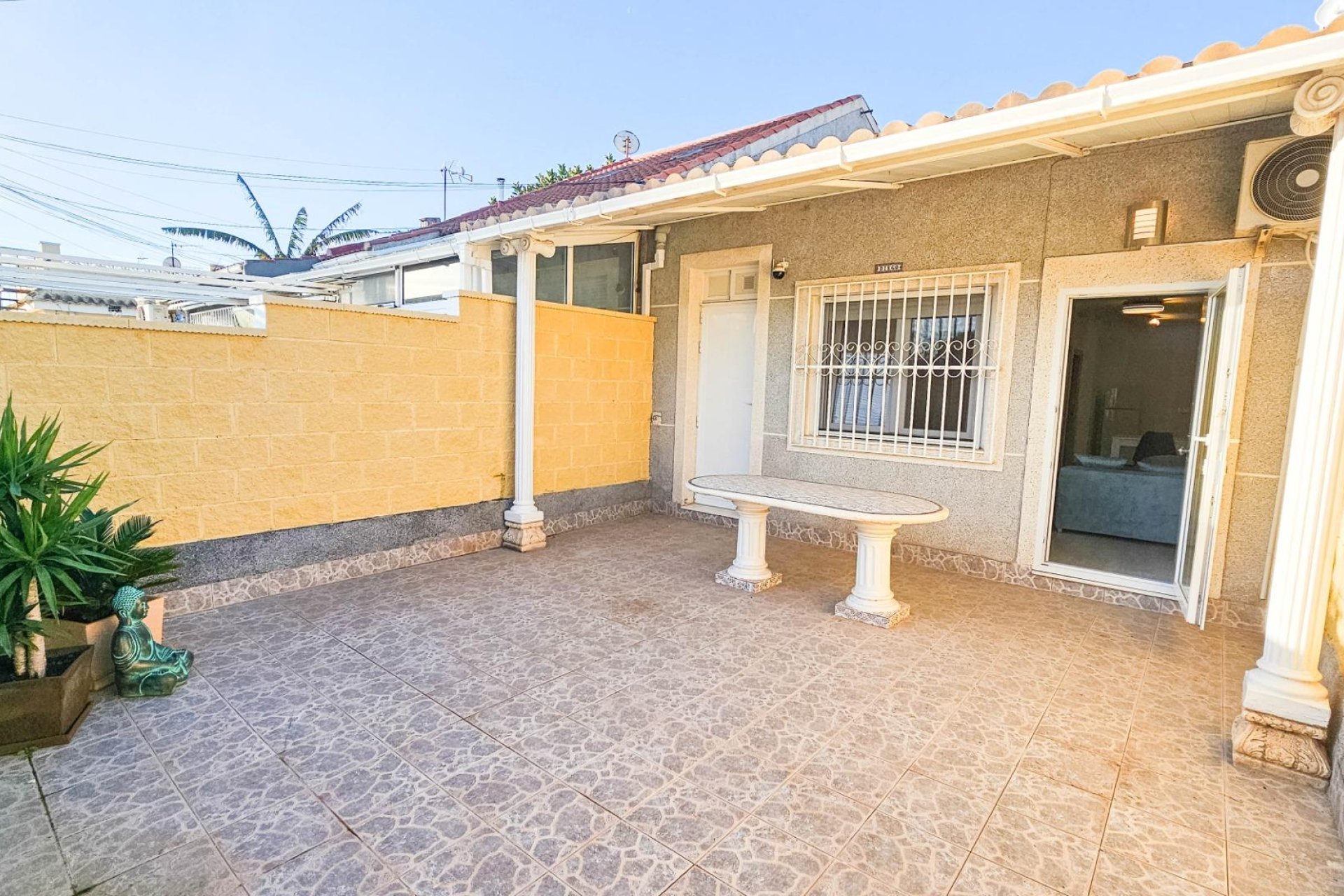 Resale - Town House -
Torrevieja - El Limonar