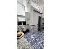 Resale - Town House -
Torrevieja - Estacion De Autobuses