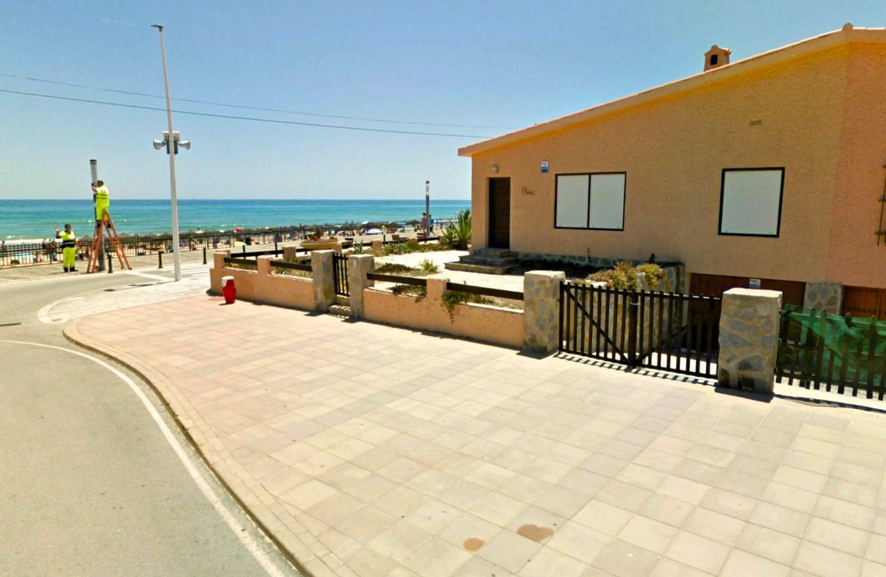 Resale - Town House -
Torrevieja - La Mata
