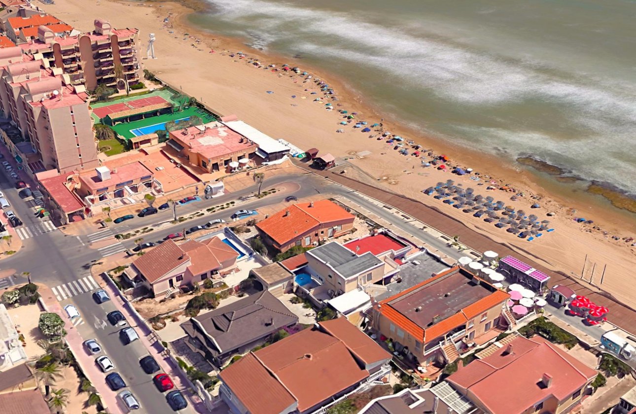 Resale - Town House -
Torrevieja - La Mata
