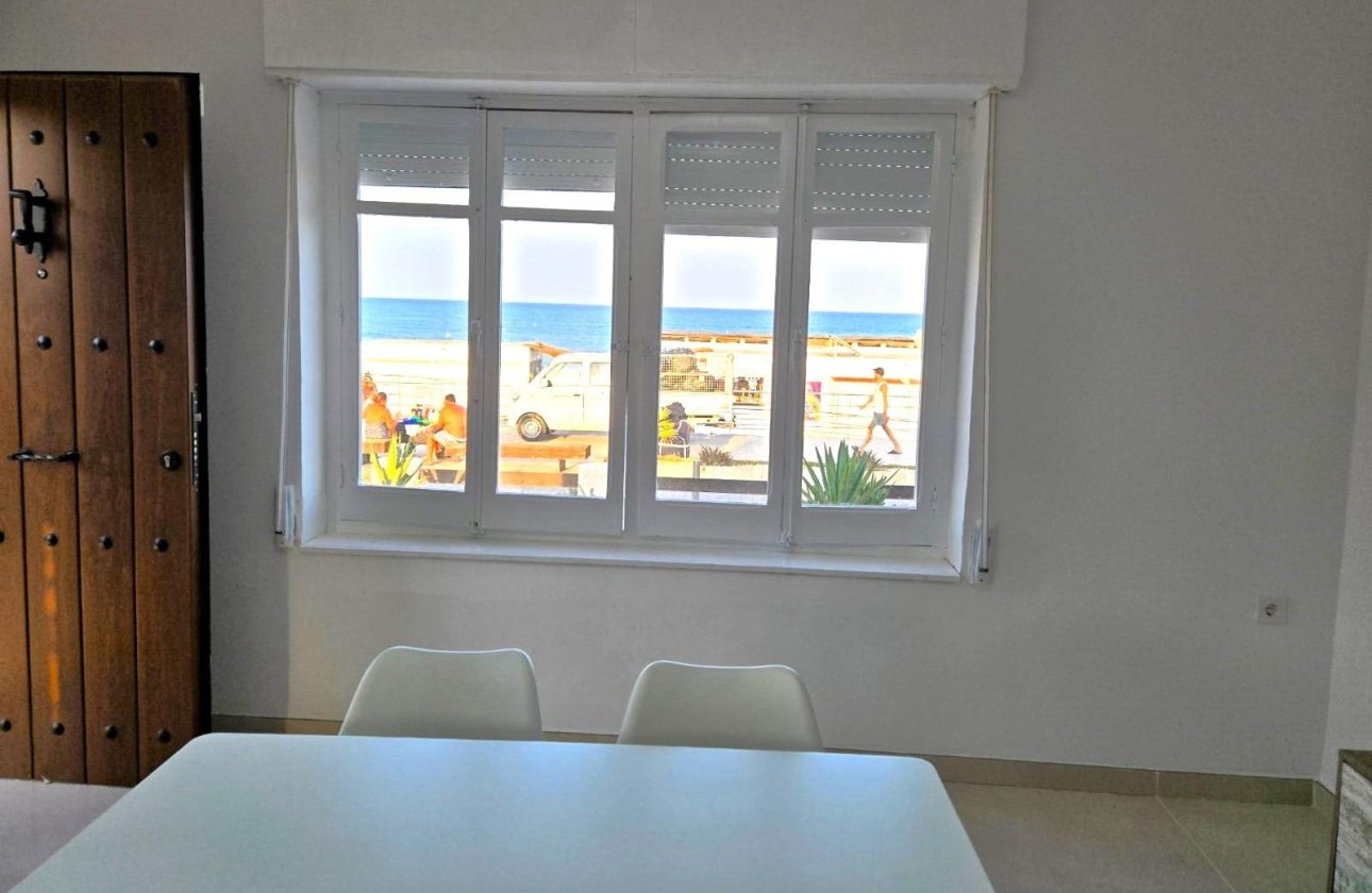 Resale - Town House -
Torrevieja - La Mata