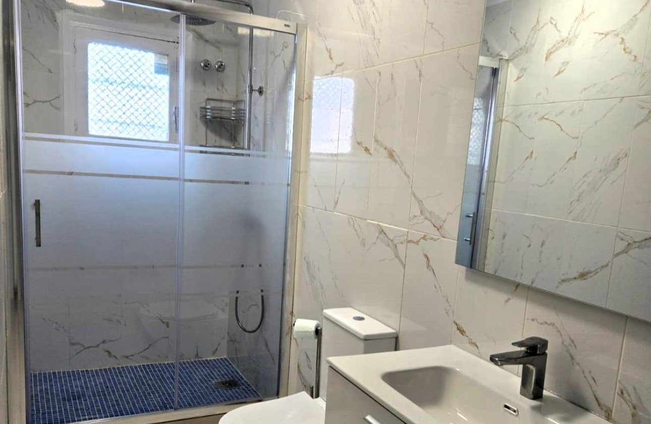 Resale - Town House -
Torrevieja - La Mata