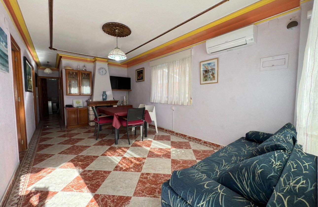 Resale - Town House -
Torrevieja - La Mata