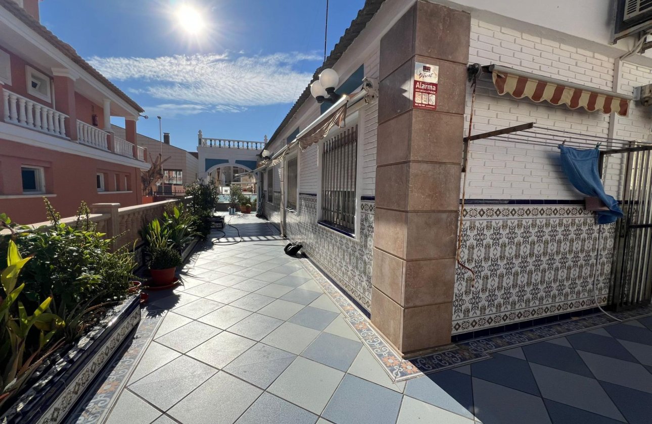 Resale - Town House -
Torrevieja - La Mata