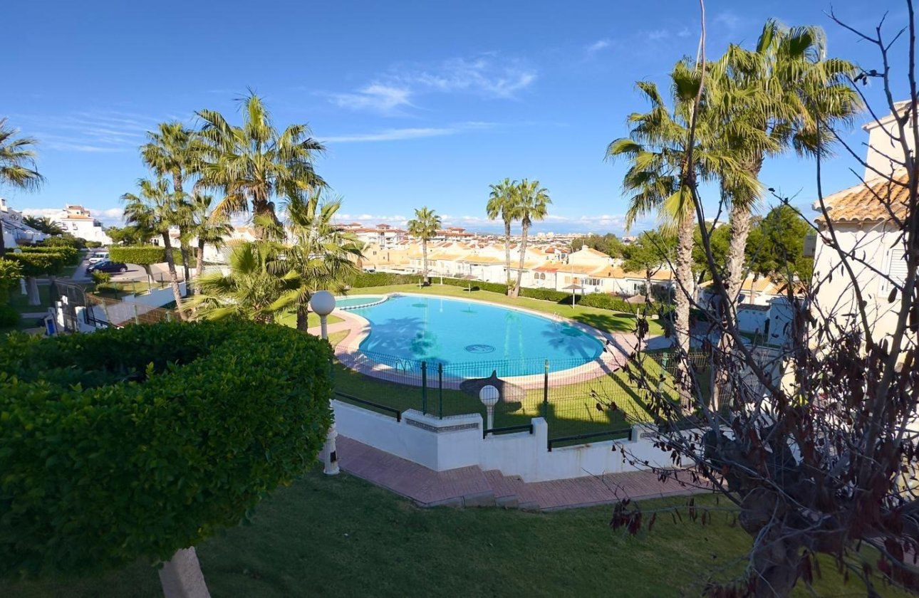 Resale - Town House -
Torrevieja - La Mata