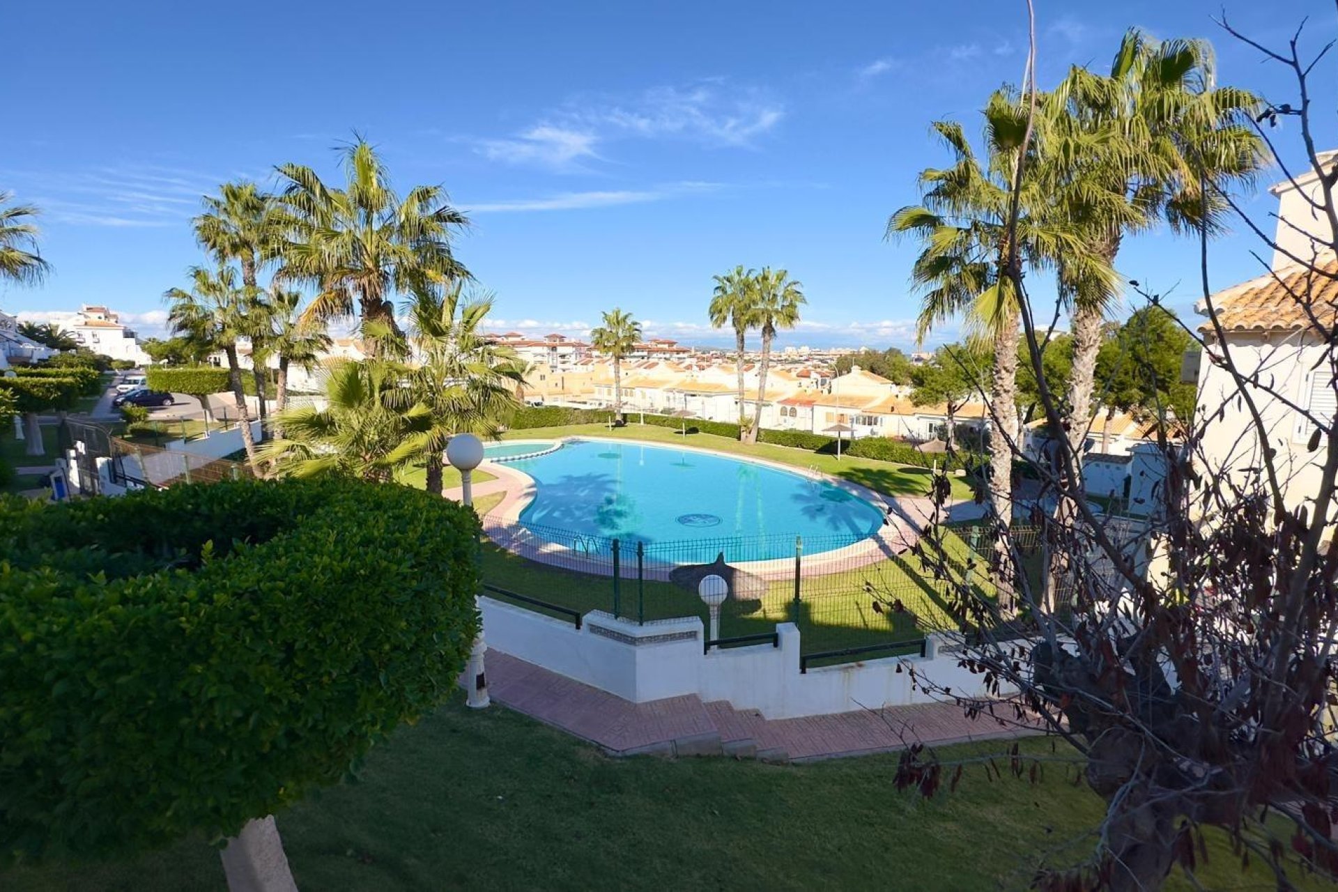 Resale - Town House -
Torrevieja - La Mata