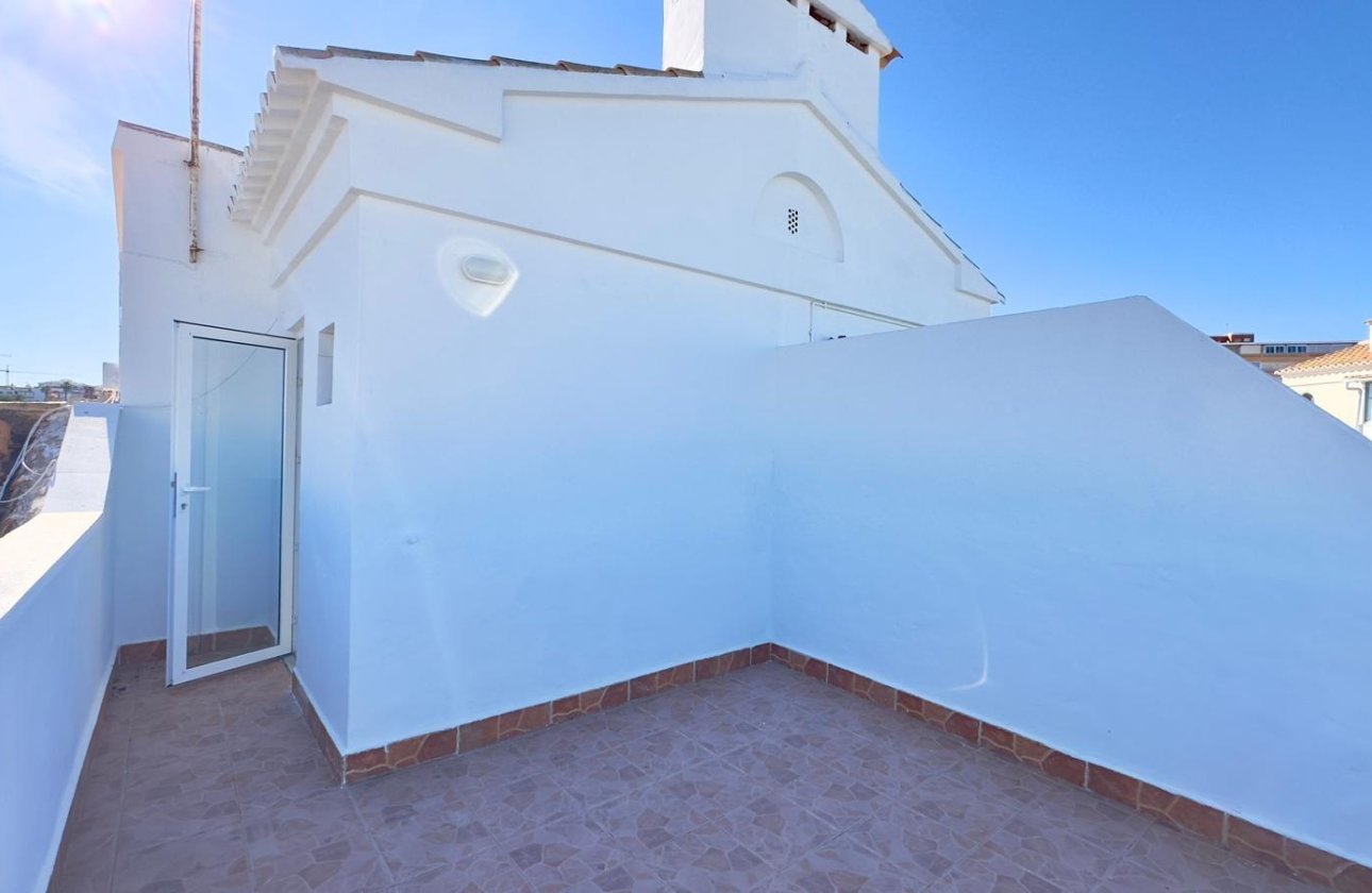 Resale - Town House -
Torrevieja - La Mata