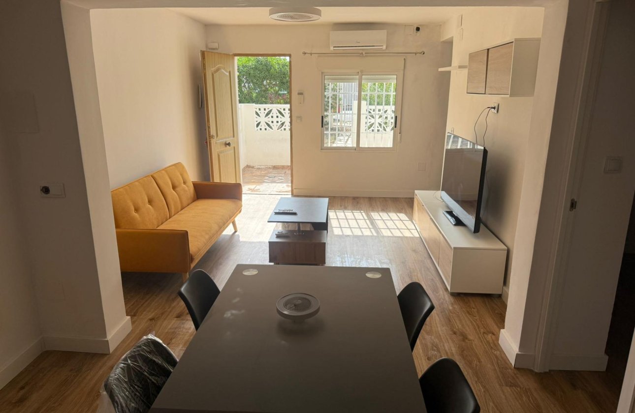 Resale - Town House -
Torrevieja - La Siesta - El Salado - Torreta