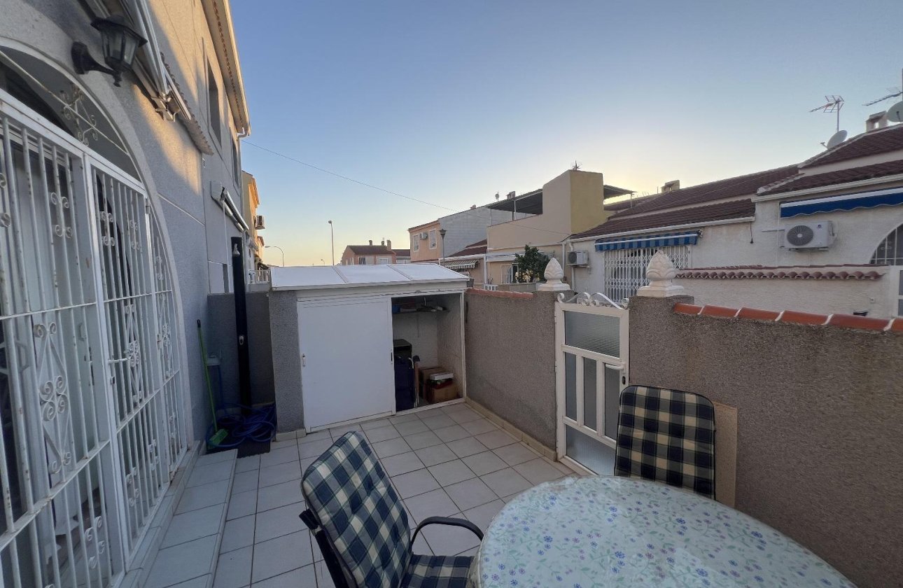Resale - Town House -
Torrevieja - La Siesta - El Salado - Torreta