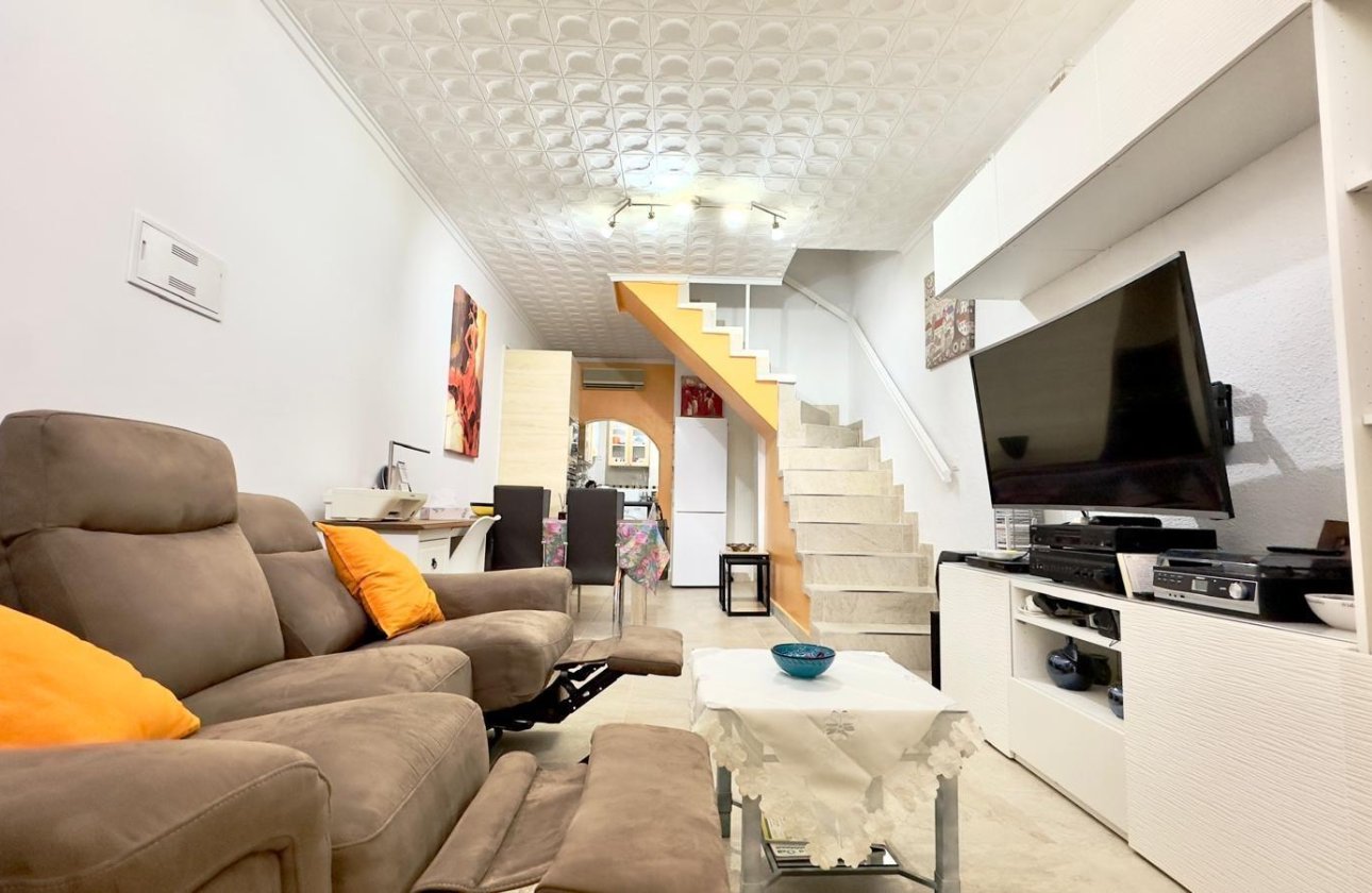 Resale - Town House -
Torrevieja - La Siesta - El Salado - Torreta