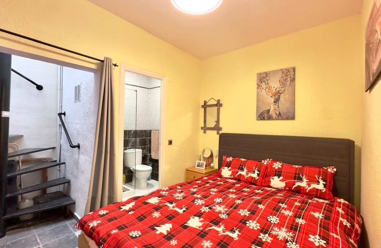 Resale - Town House -
Torrevieja - La Siesta - El Salado - Torreta