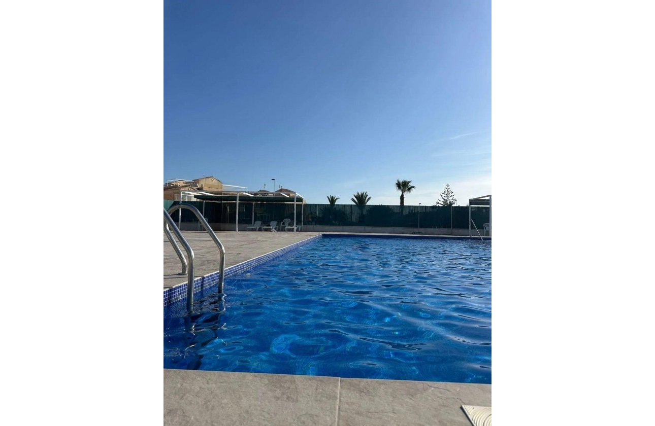 Resale - Town House -
Torrevieja - La Siesta - El Salado - Torreta