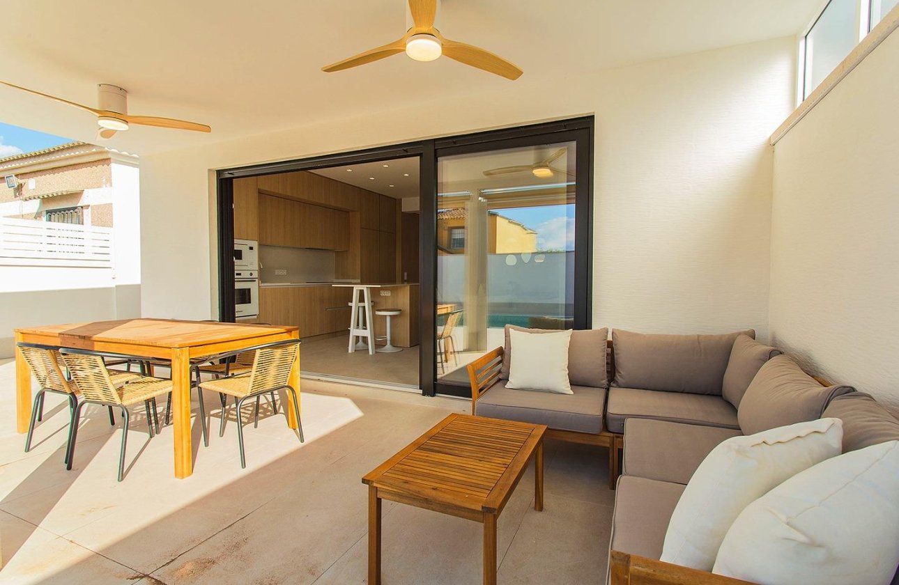 Resale - Town House -
Torrevieja - La Siesta