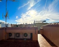 Resale - Town House -
Torrevieja - La Siesta