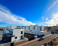Resale - Town House -
Torrevieja - La Siesta