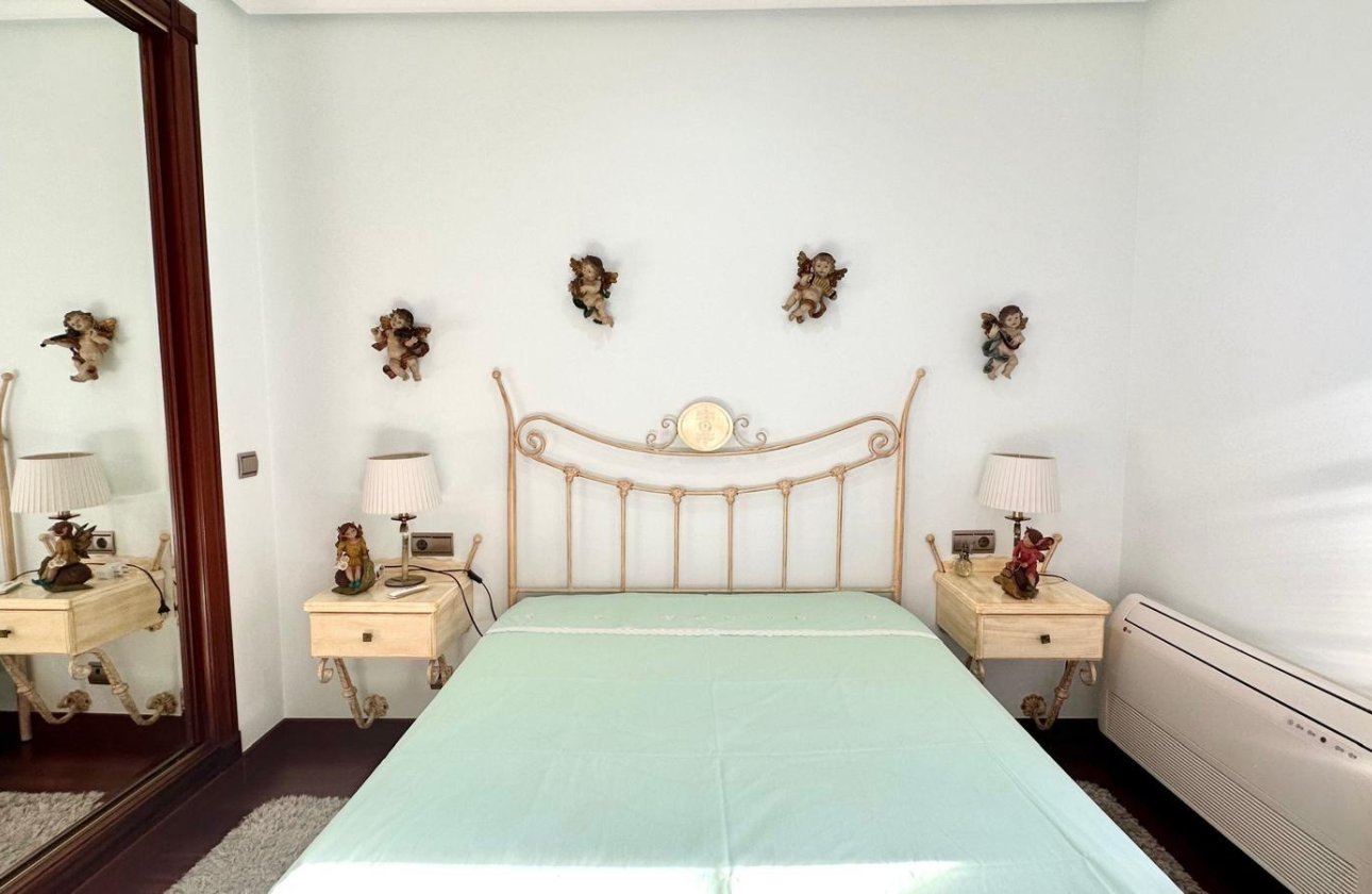 Resale - Town House -
Torrevieja - La Siesta