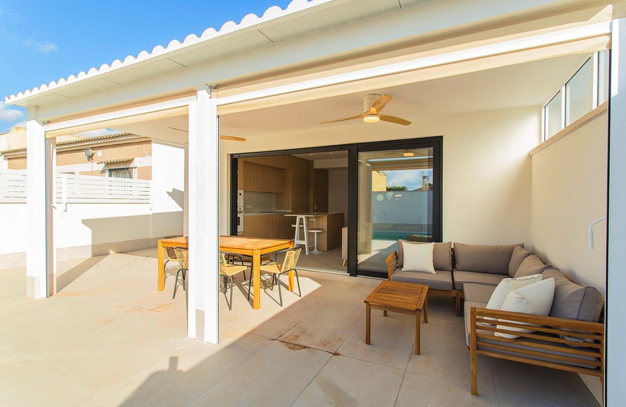 Resale - Town House -
Torrevieja - La Siesta