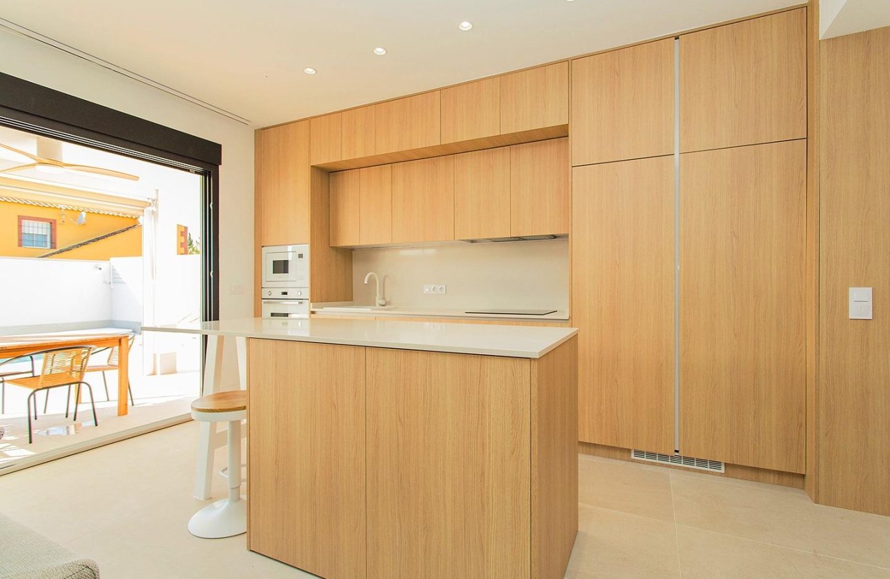 Resale - Town House -
Torrevieja - La Siesta