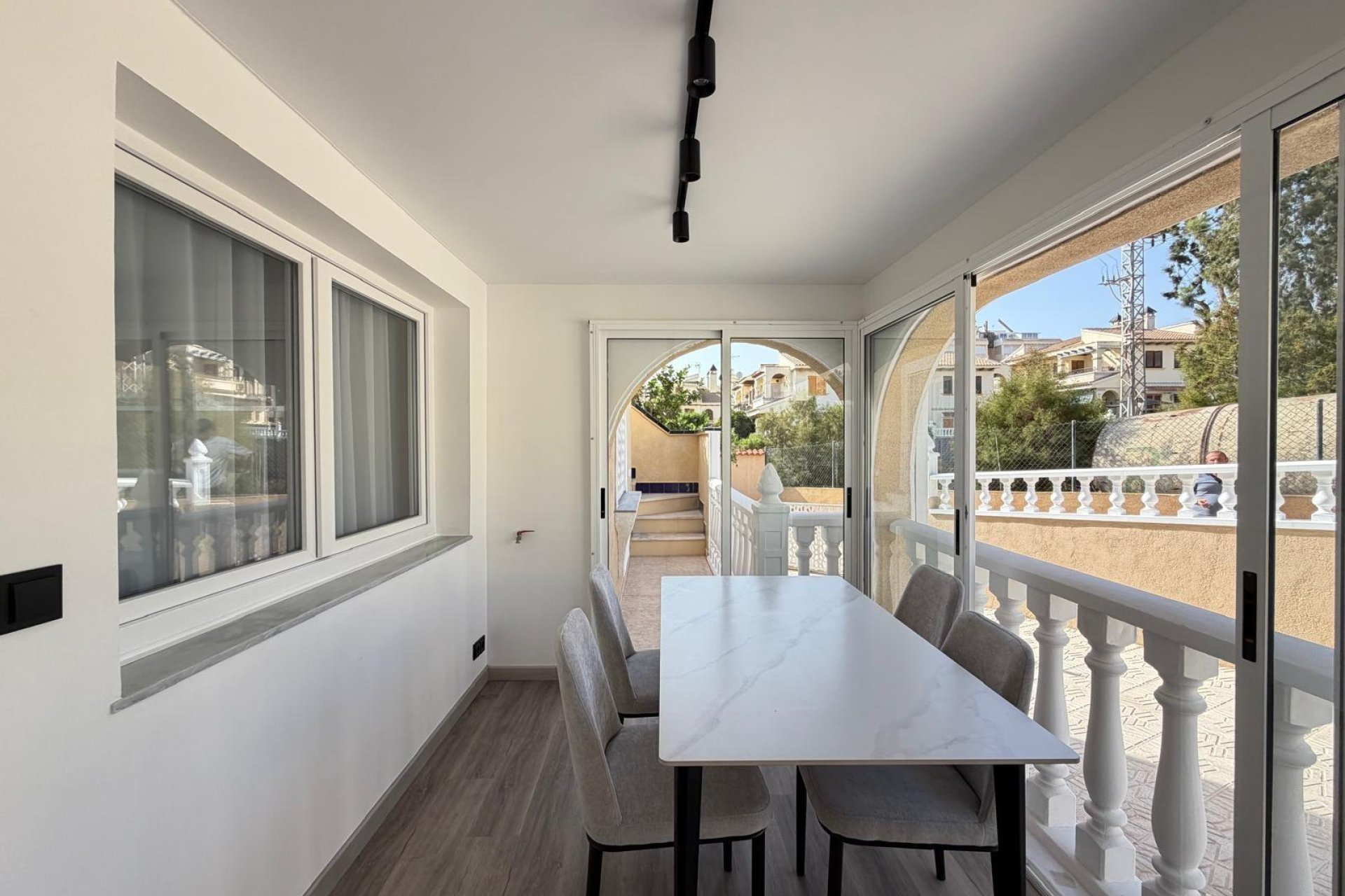 Resale - Town House -
Torrevieja - Miramar - Torre Del Moro