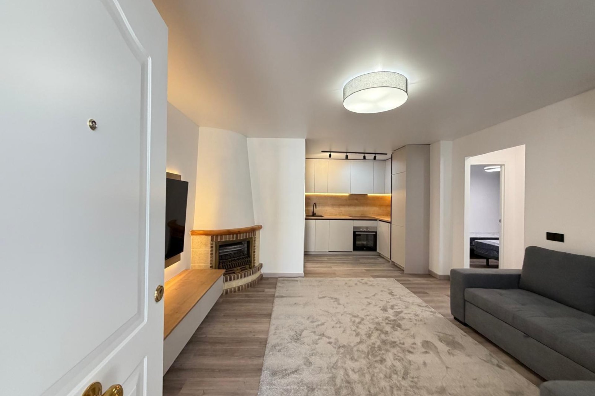 Resale - Town House -
Torrevieja - Miramar - Torre Del Moro