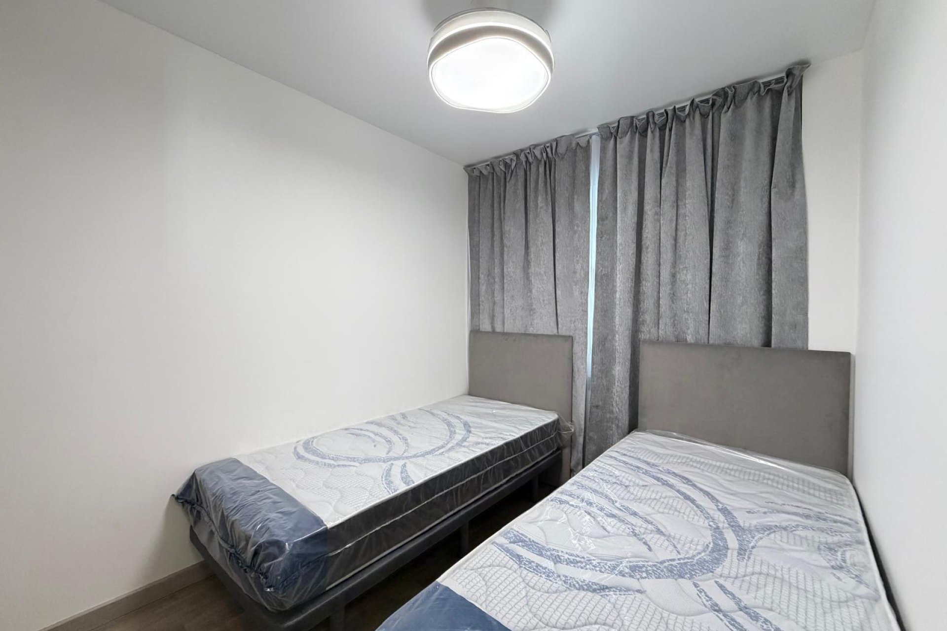 Resale - Town House -
Torrevieja - Miramar - Torre Del Moro