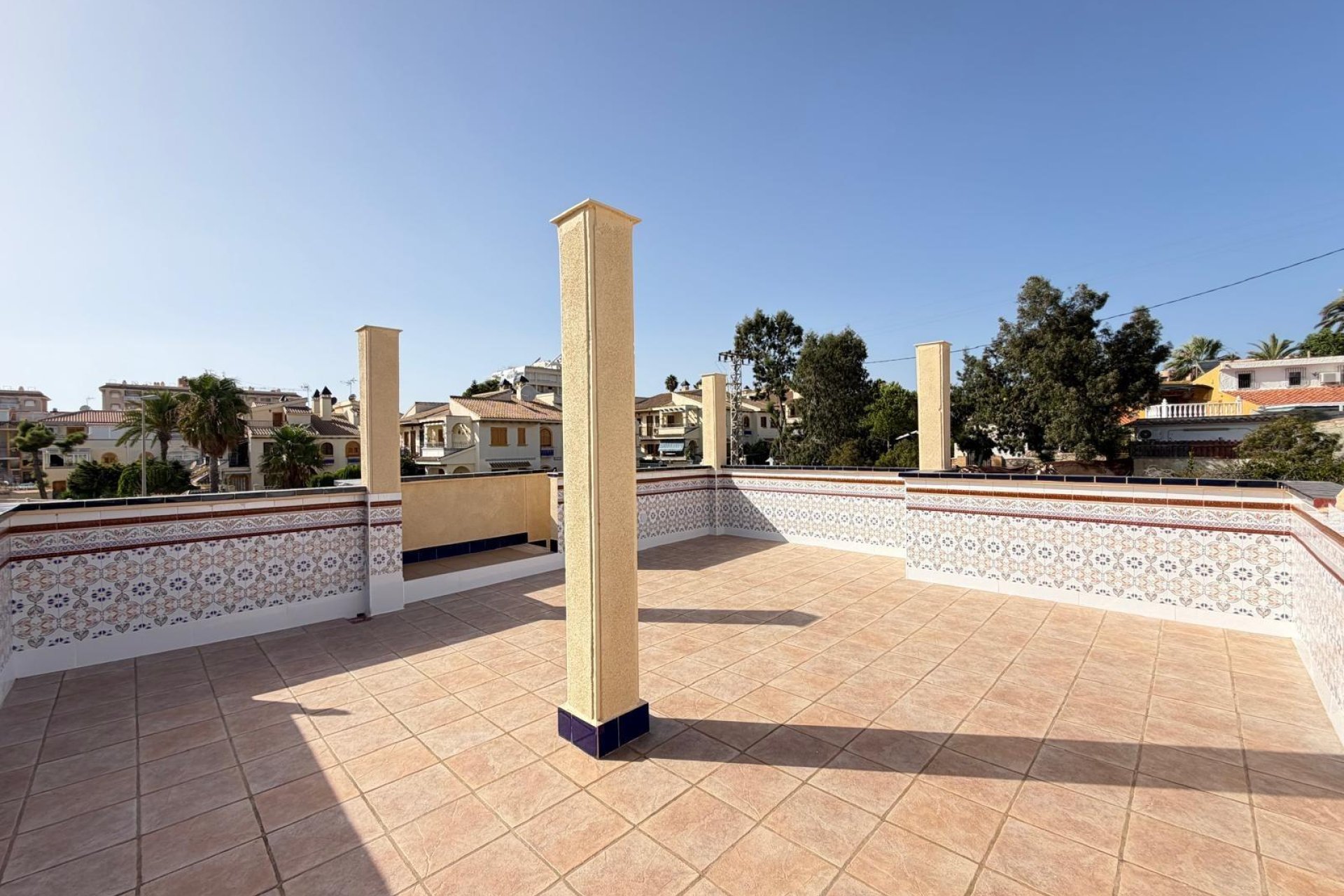 Resale - Town House -
Torrevieja - Miramar - Torre Del Moro
