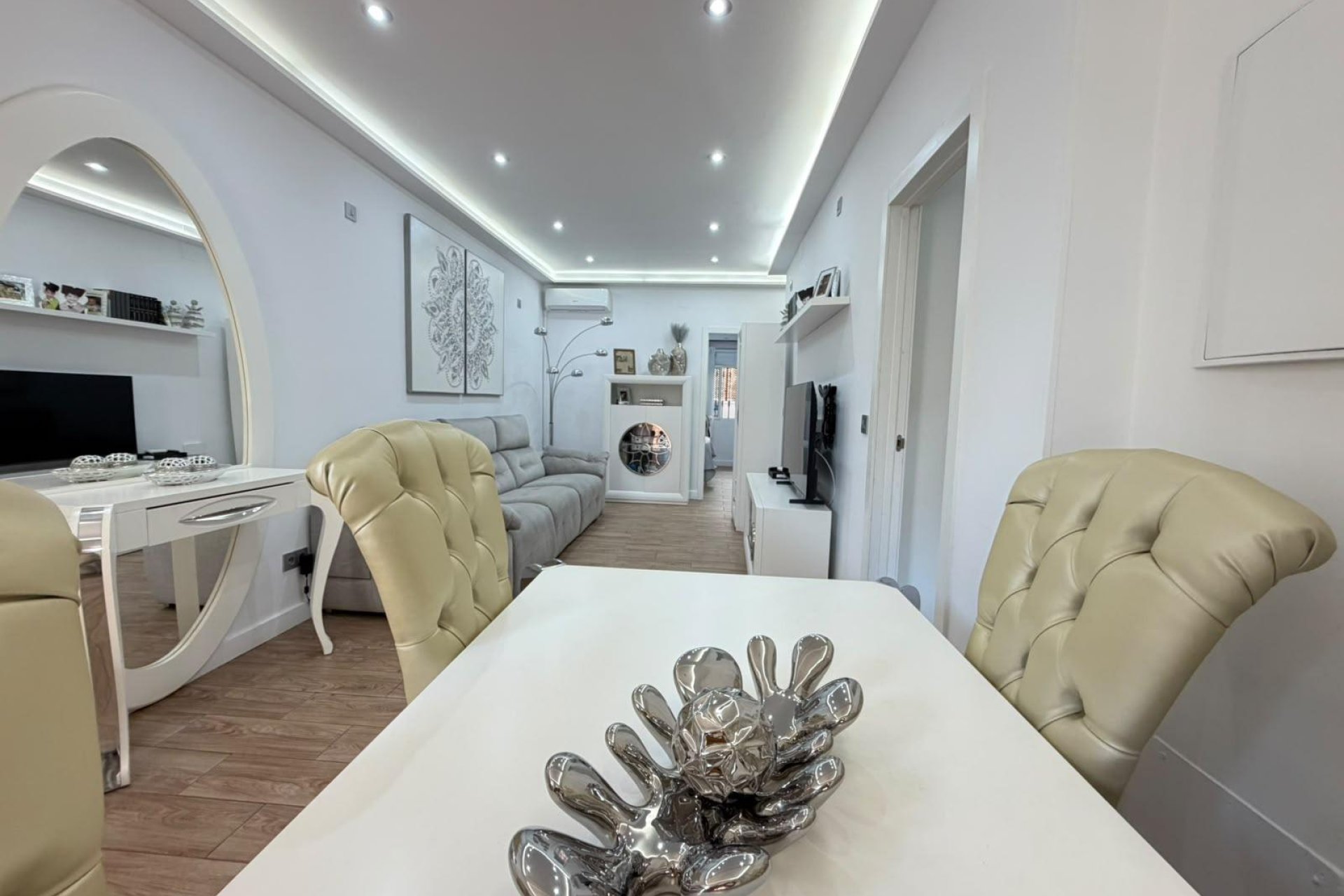 Resale - Town House -
Torrevieja - Nueva Torrevieja