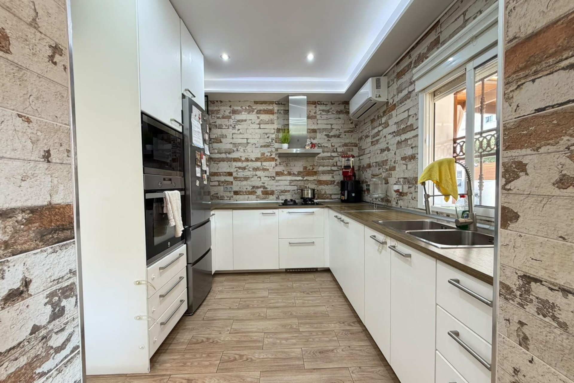 Resale - Town House -
Torrevieja - Nueva Torrevieja