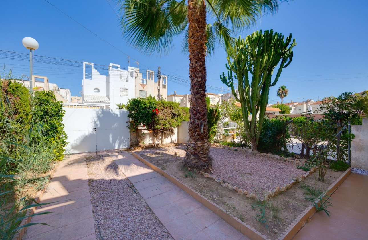 Resale - Town House -
Torrevieja - Paraje Natural