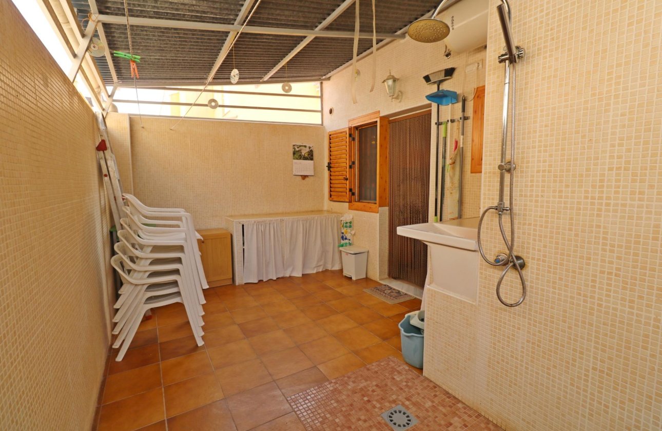 Resale - Town House -
Torrevieja - Playa De Los Naufragos