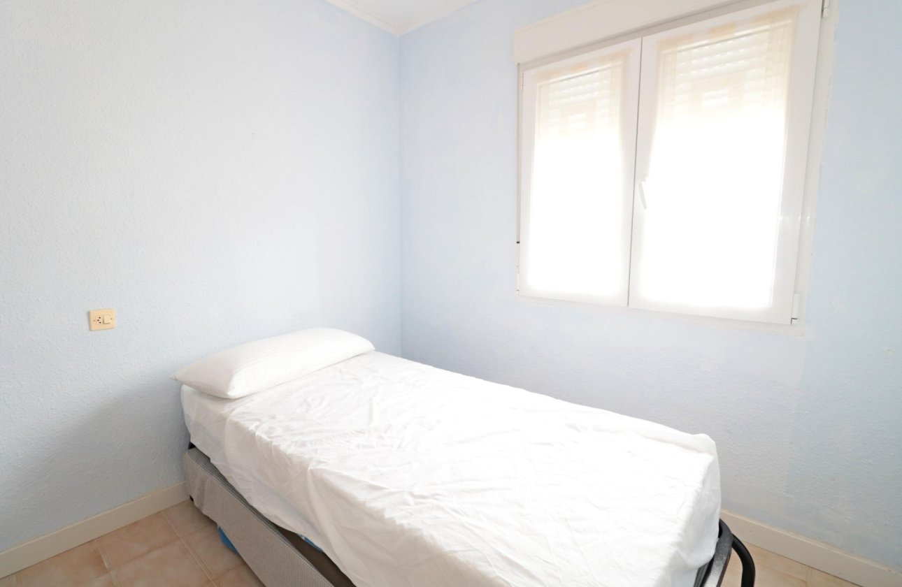 Resale - Town House -
Torrevieja - Playa De Los Naufragos