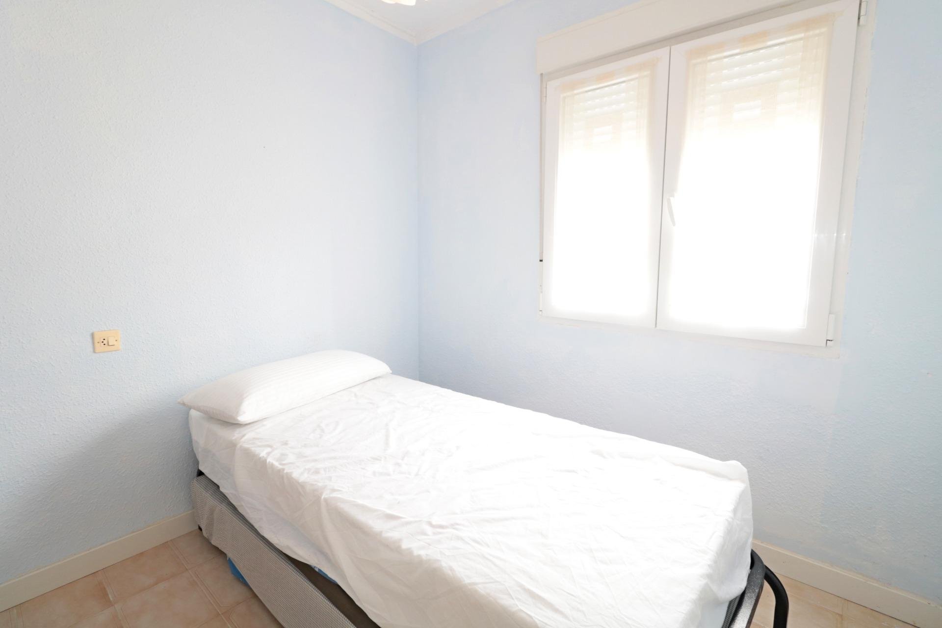 Resale - Town House -
Torrevieja - Playa De Los Naufragos