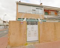 Resale - Town House -
Torrevieja - Playa De Los Naufragos
