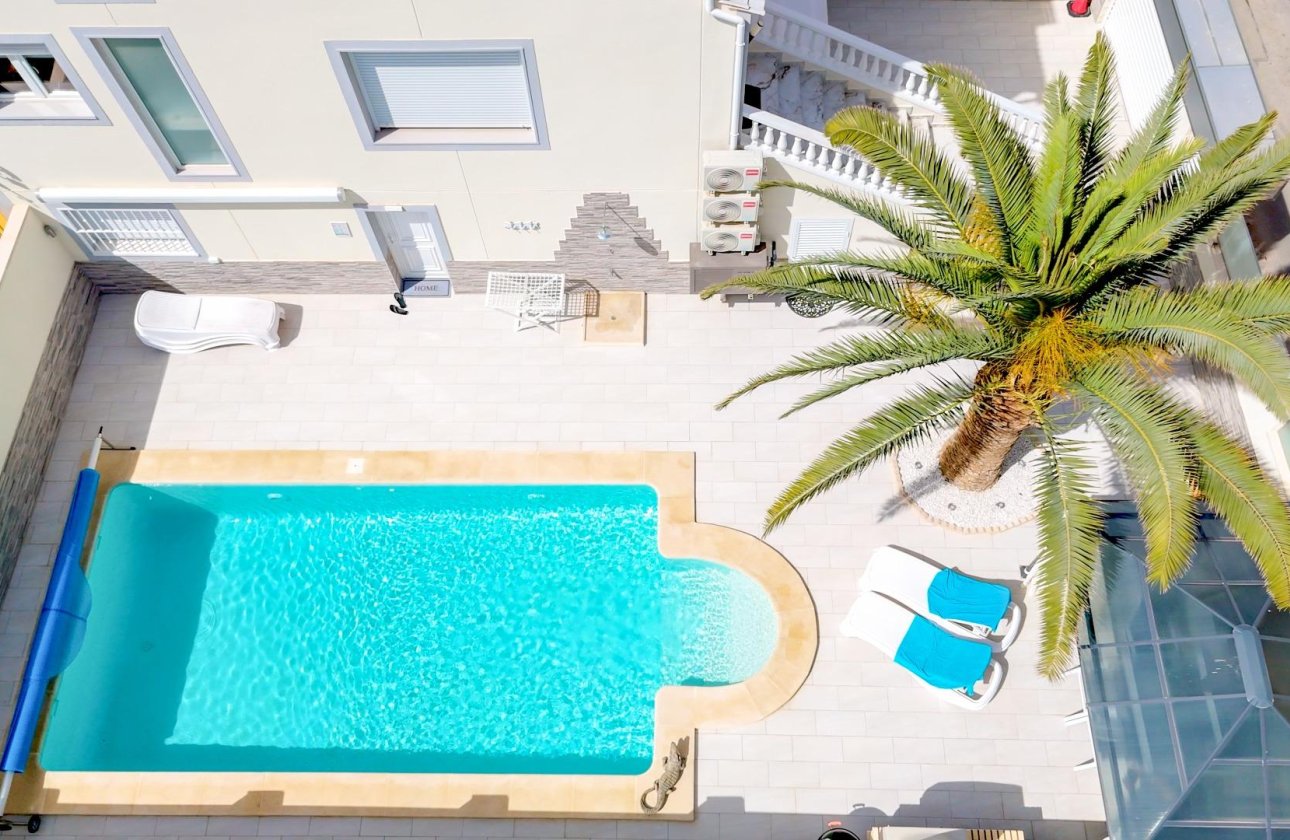 Resale - Town House -
Torrevieja - Punta Prima