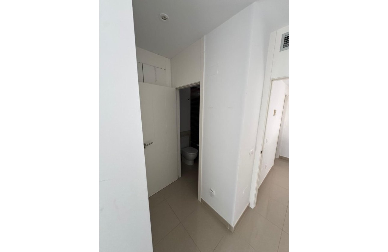Resale - Town House -
Torrevieja - Punta Prima
