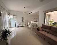 Resale - Town House -
Torrevieja - Punta Prima