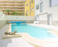 Resale - Town House -
Torrevieja - Punta Prima