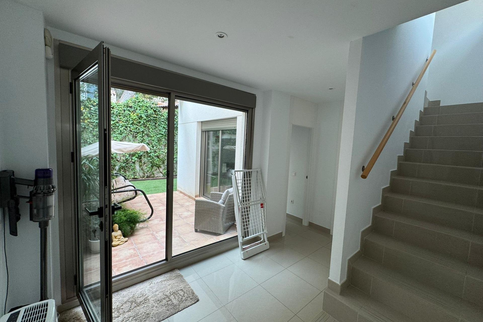 Resale - Town House -
Torrevieja - Punta Prima