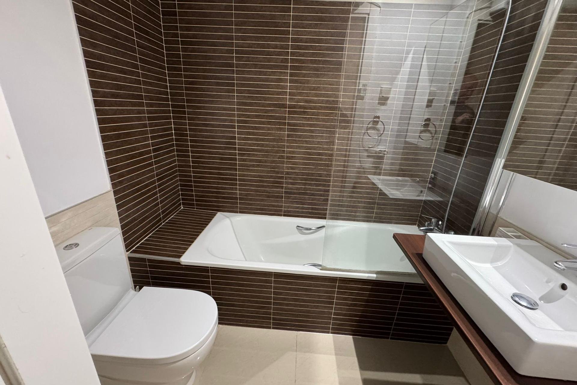 Resale - Town House -
Torrevieja - Punta Prima